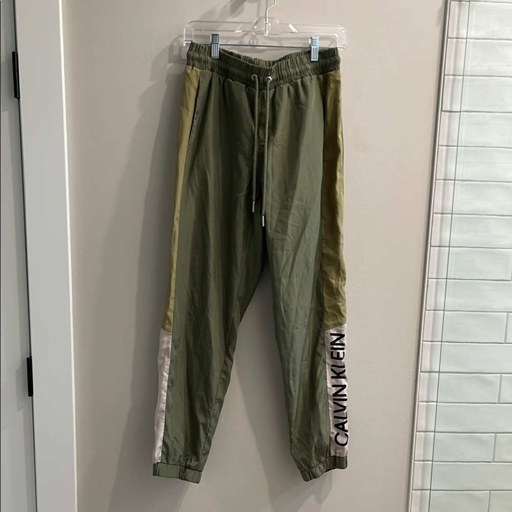 Calvin Klein P. Joggers size S oversized excellent condition